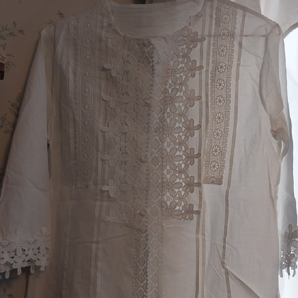 White Embroidered Cotton Tunic with Floral Lace